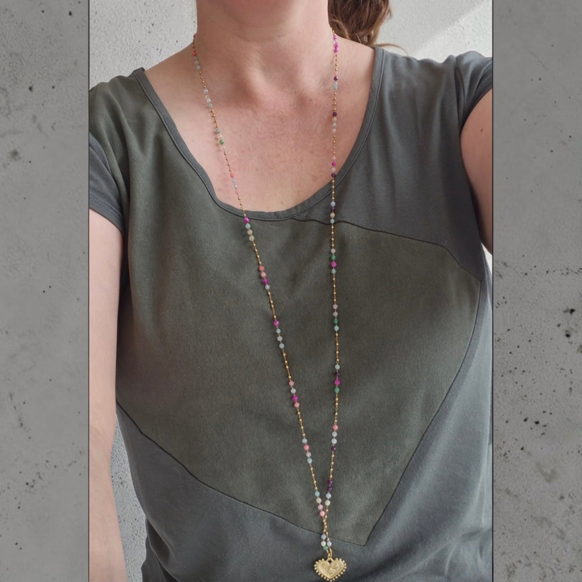 Collar corazón viajero