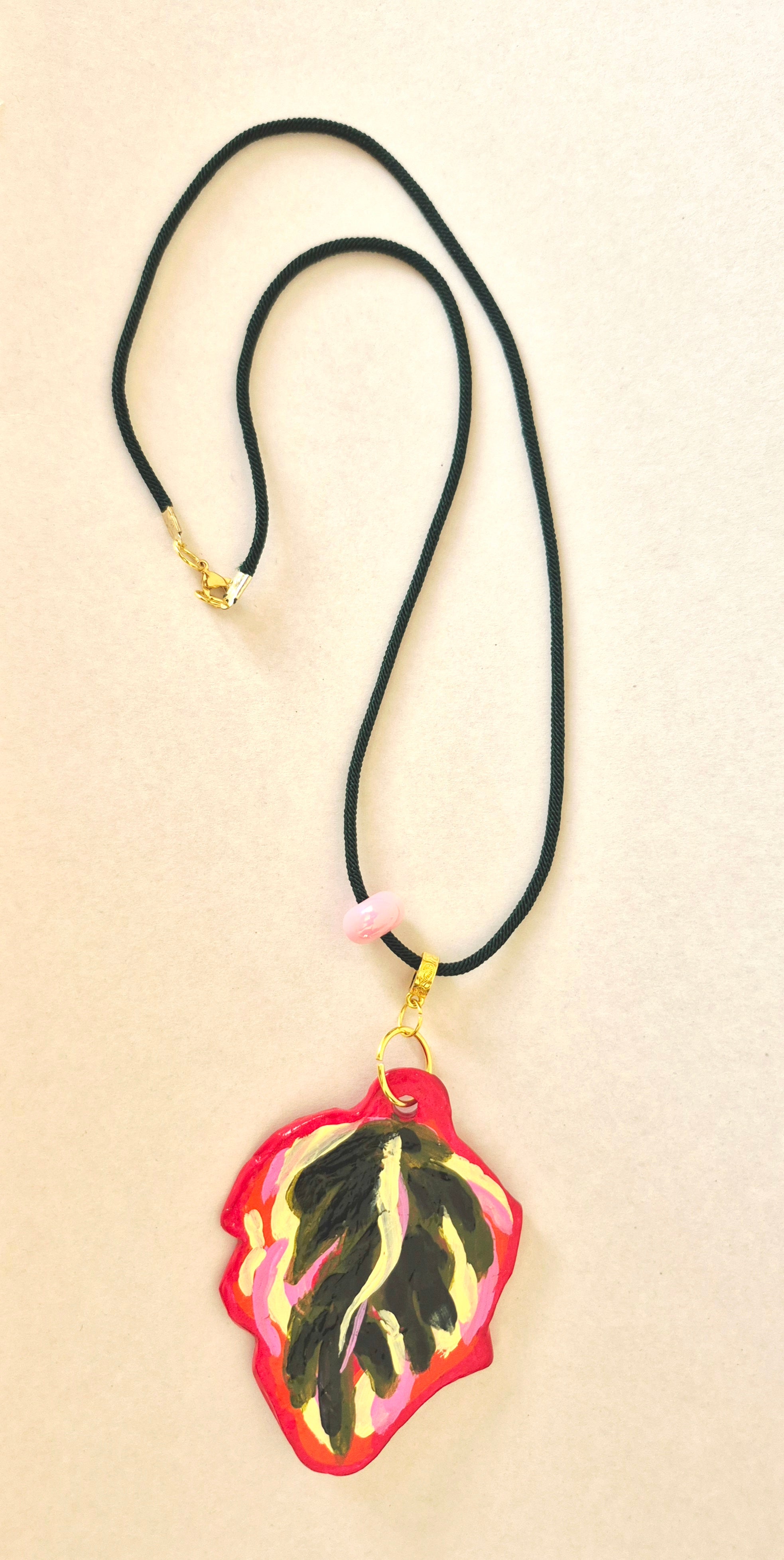 Collar hoja colores