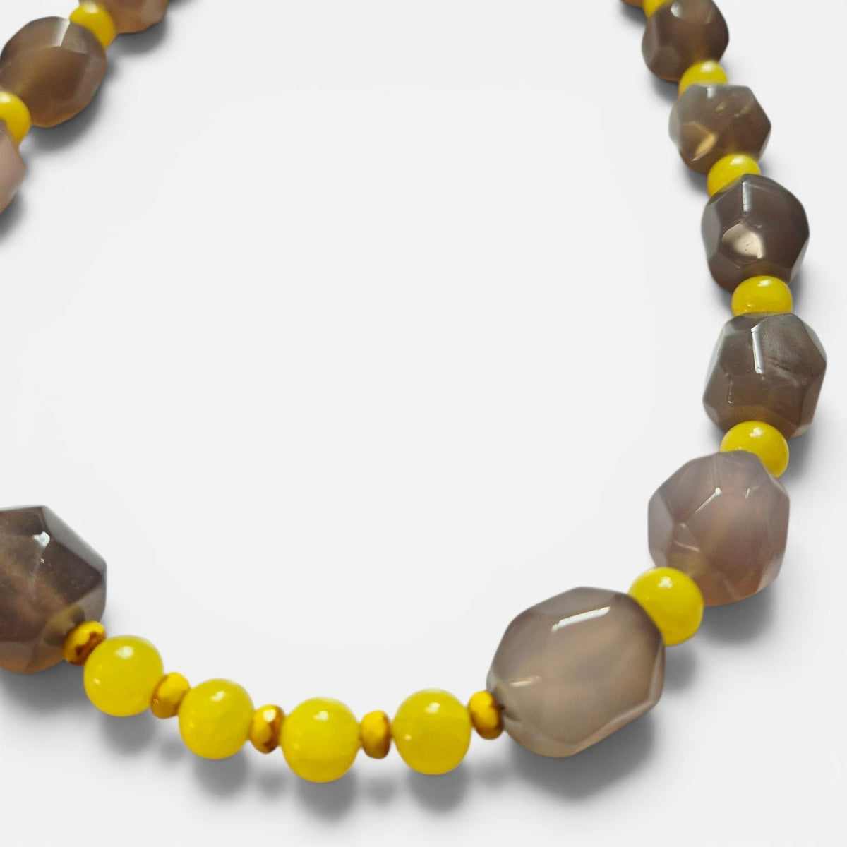 Collar Ágata Gris & Amarillo