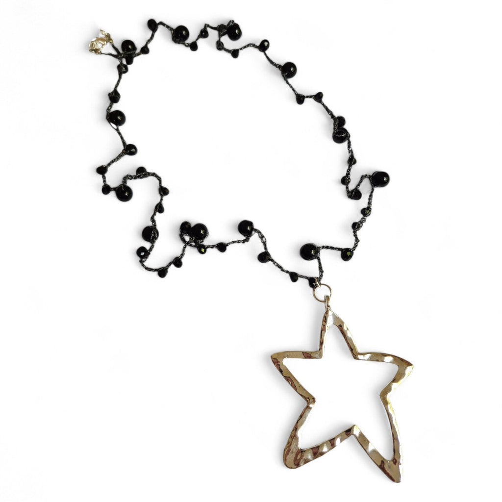 Collar crochet negro estrella