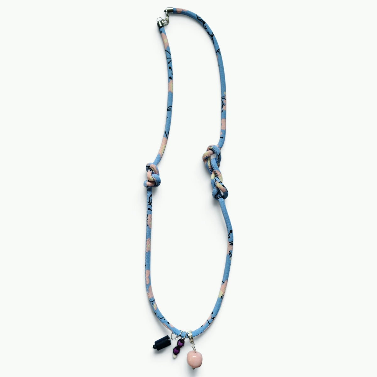 Collar Nudos de Color