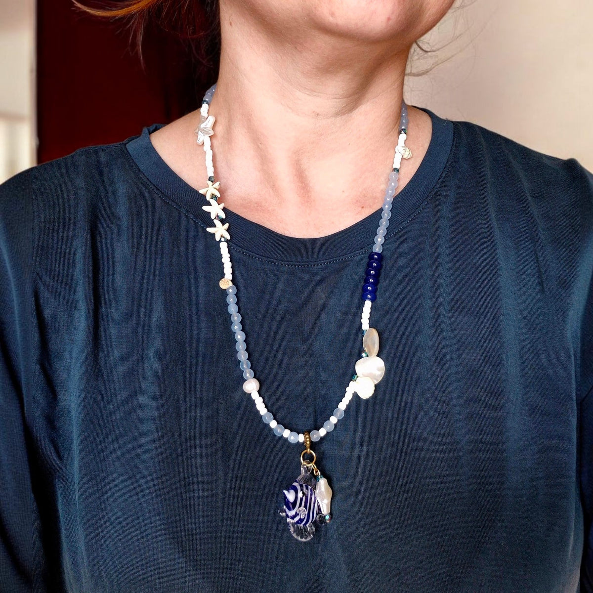 Collar marea azul