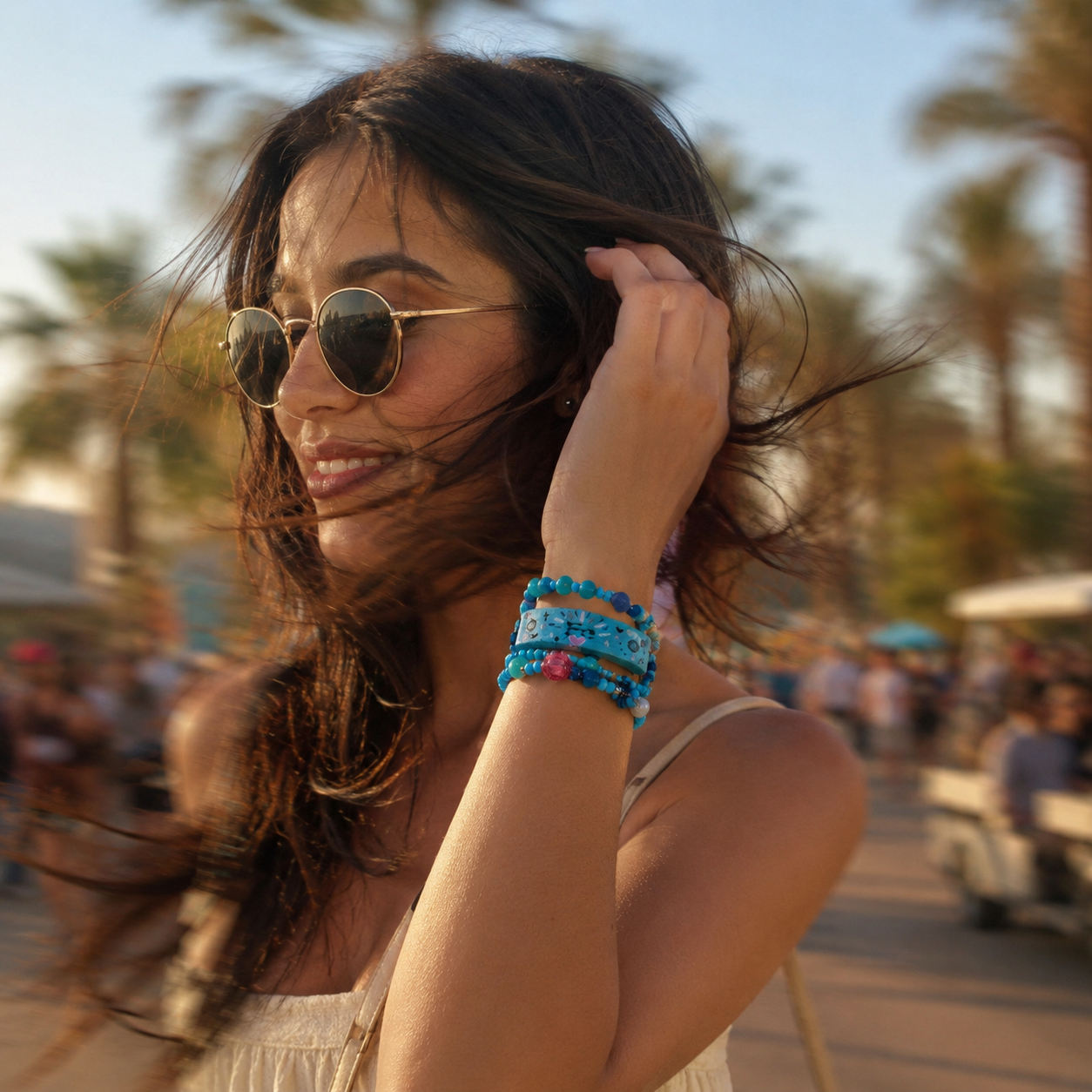 Pulsera Artesanal de la Fe | Cristales y Arcilla Pintada a Mano