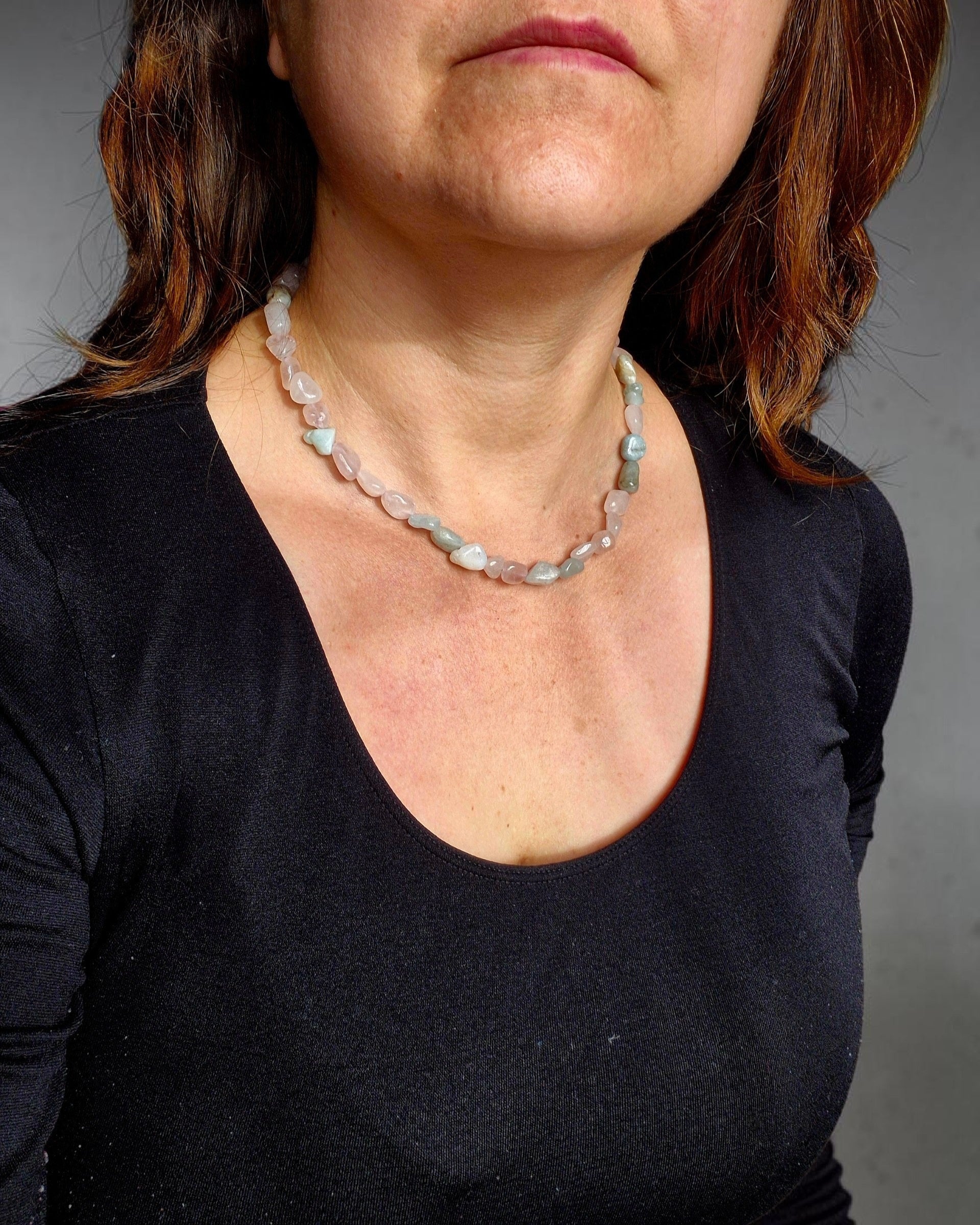 Collar piedras pasteles