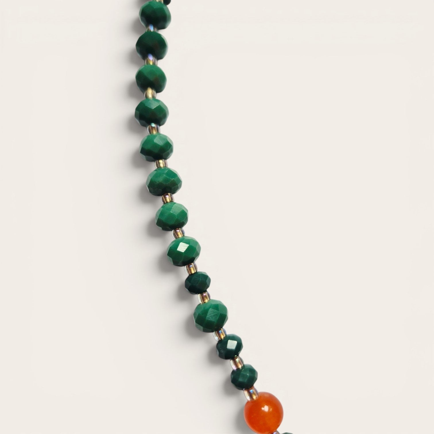 Collar caballo rojo
