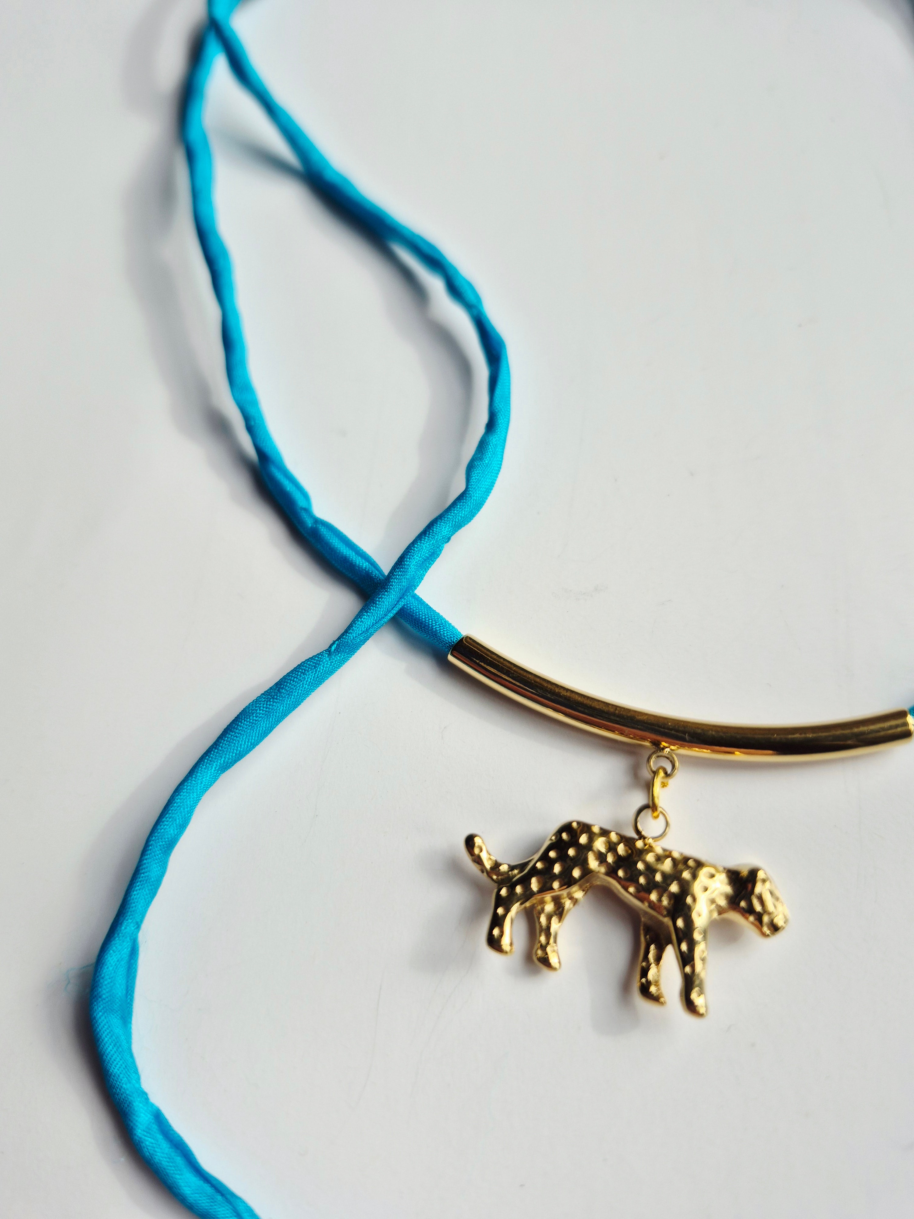 Collar seda calipso