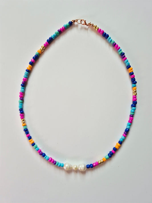 Collar de Mostacillas de Colores y Perlas de Río