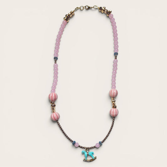 Collar de Mostacillas Rosado con Caballito Turquesa