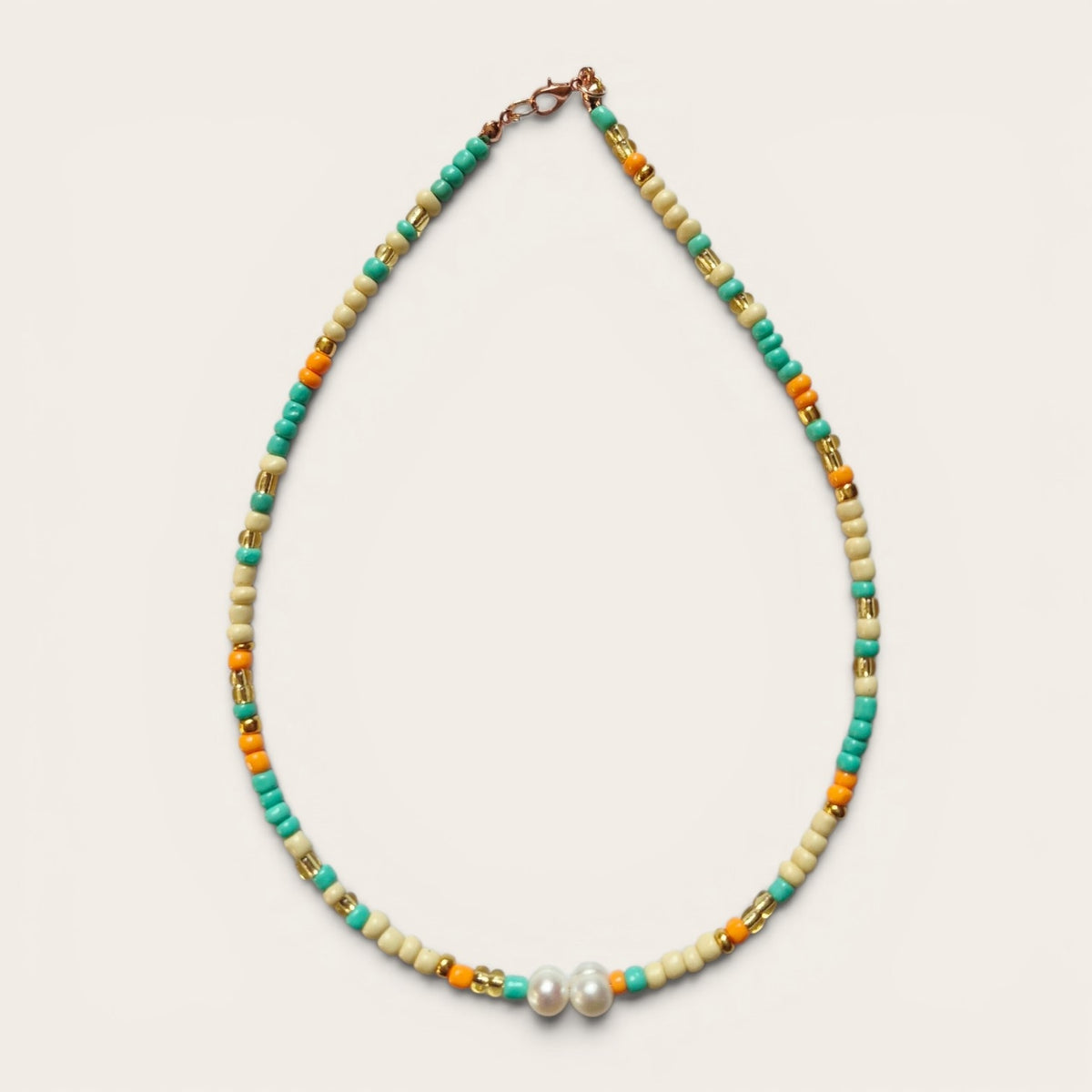 Collar de Mostacillas con Perlas de Río